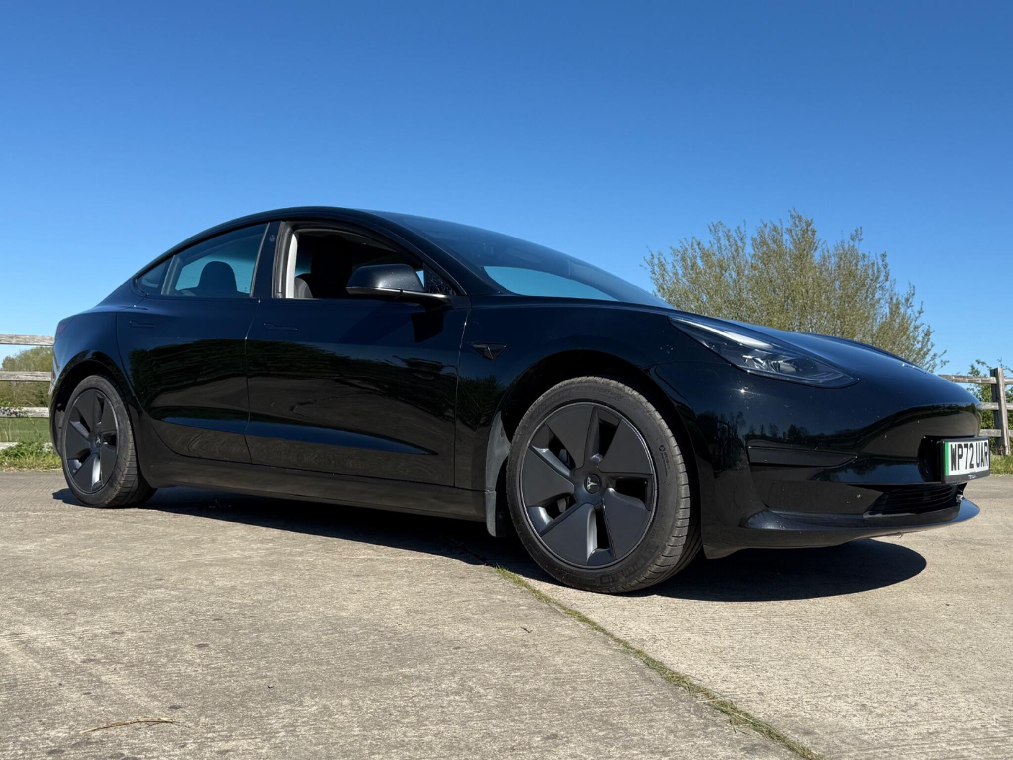 Tesla Model 3 Saloon 4dr Electric Auto RWD (241 bhp) — photo 112 of 114